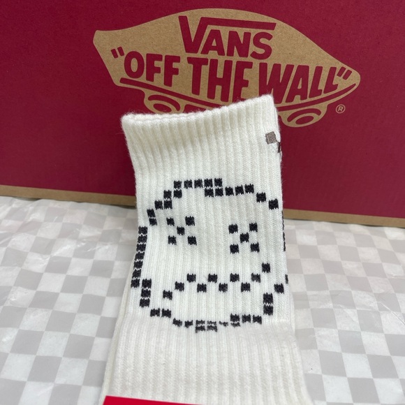 Vans Designer Logo Sport Skater Surfer Crew
Cut Socks
Clay Crew Socks (1 pair) - Picture 9 of 16